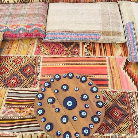 فندق Caravanserai 3*