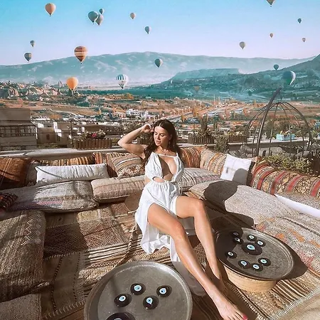 Hotel Caravanserai 2*