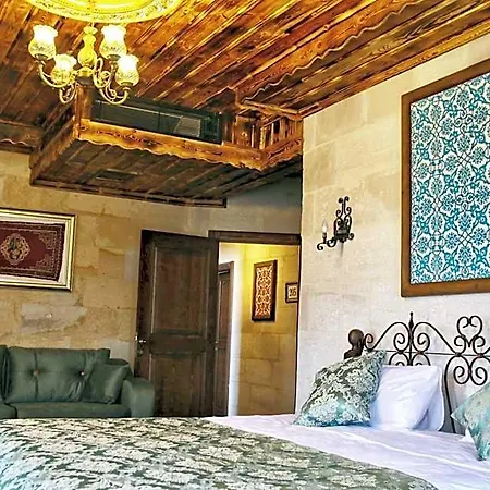 Caravanserai Hotel