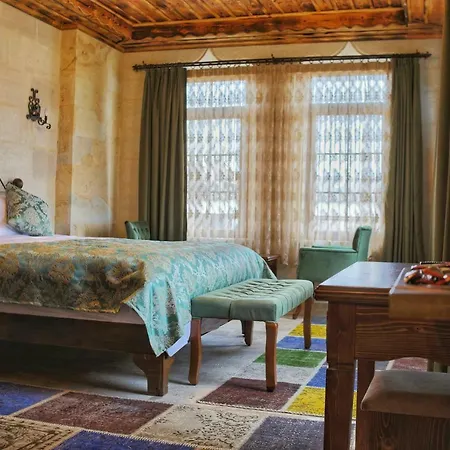 Caravanserai Hotel 2*