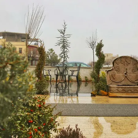 فندق Caravanserai 3*