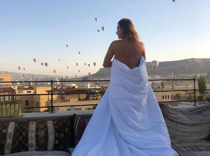 Otel Caravanserai 3*